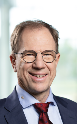 Dr Reinhard Ploss