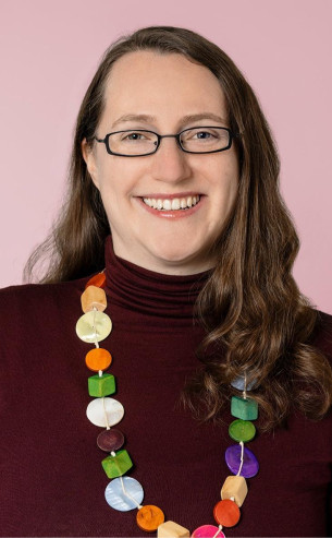 Dr Larissa Braun