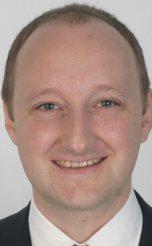 Dr Florian Dommert