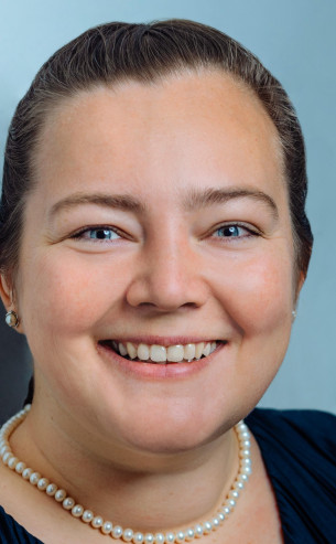 Dr Susanne Beckers
