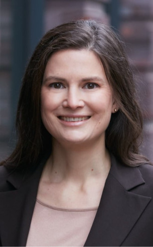 Dr Dr Regina Finsterhoelzl