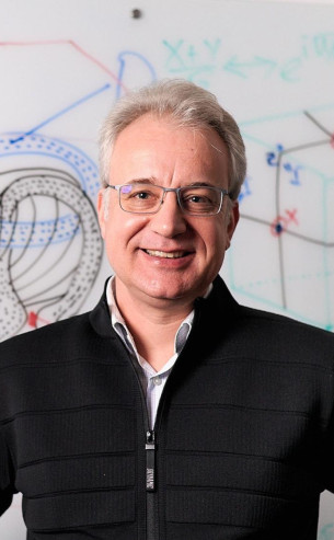 Prof Dr Robert Raussendorf