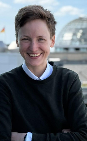Rebecca Lenhard