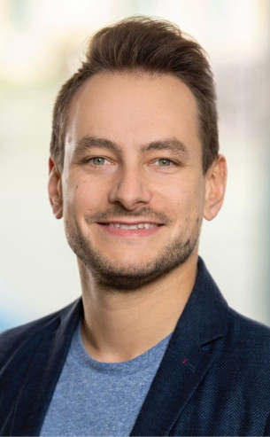 Dr Jens Hüsers