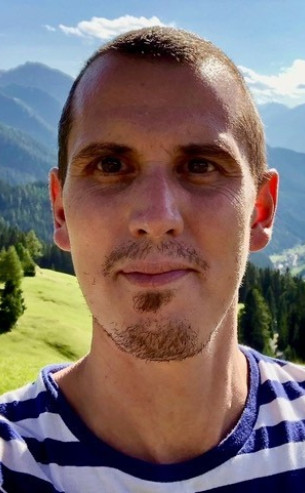 PD Dr Stefan Knecht