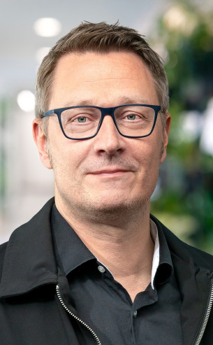 Dr Lars Schwabe