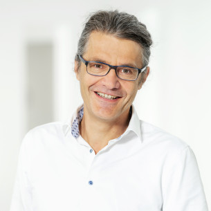Dr. Michael Mei