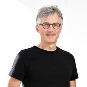 Dr Stefan Kister