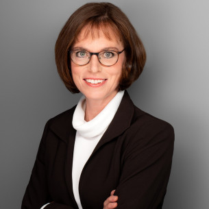 Dr Daniela Brönstrup