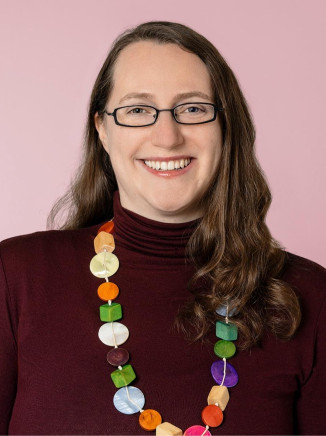 Dr Larissa Braun