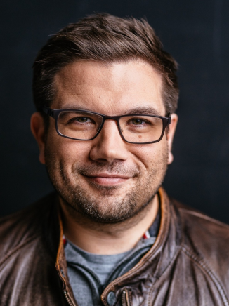 Dr Andreas Nauerz