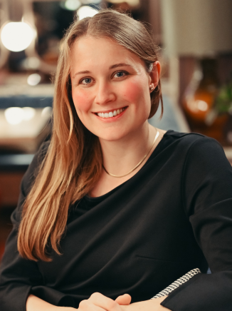 Dr Carina Mieth