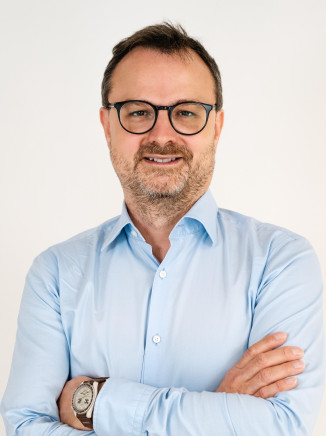 Dr Thomas Volz