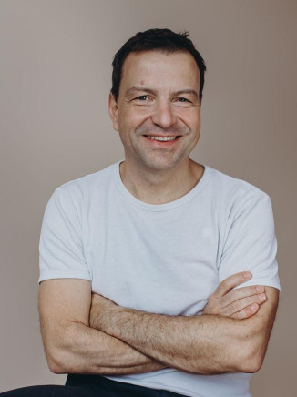 Dr Dirk Woywod
