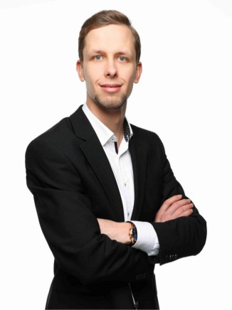 Maximilian Burkardt