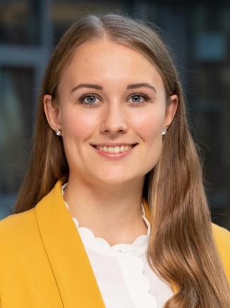 Dr Carina Mieth