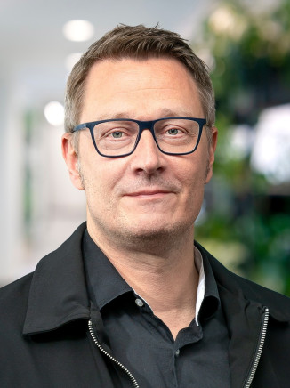 Dr Lars Schwabe