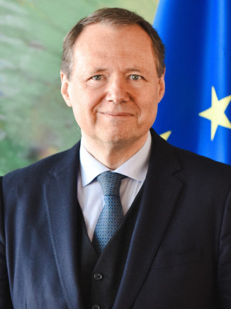 Roberto Viola