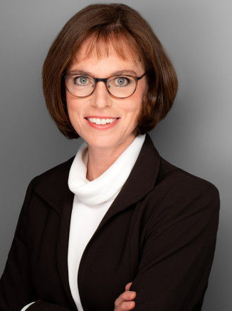 Dr Daniela Brönstrup