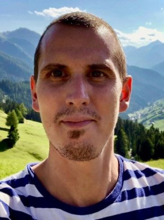 Stefan Knecht